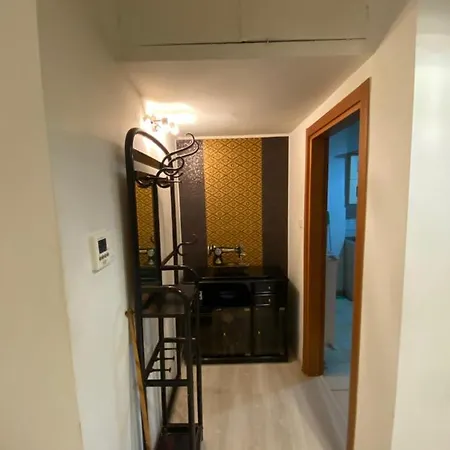 Apartment Spuare